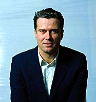 Stephan Doesinger portrait